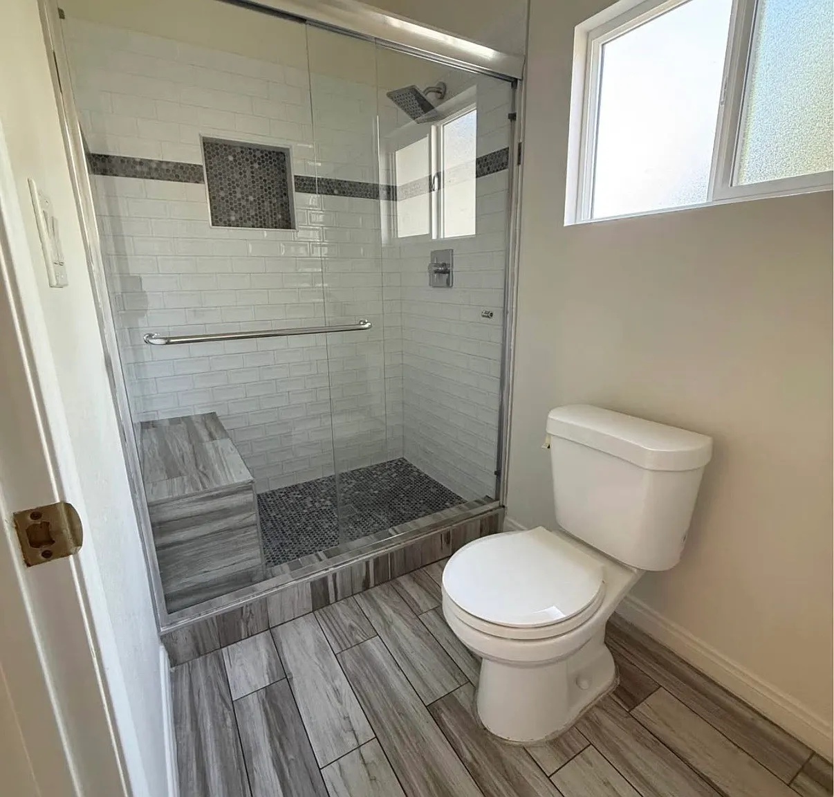 2 bed, 690 sqft, $2,900 — Photo 2