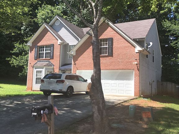2nd image of 4433 Chestnut Lake Ave