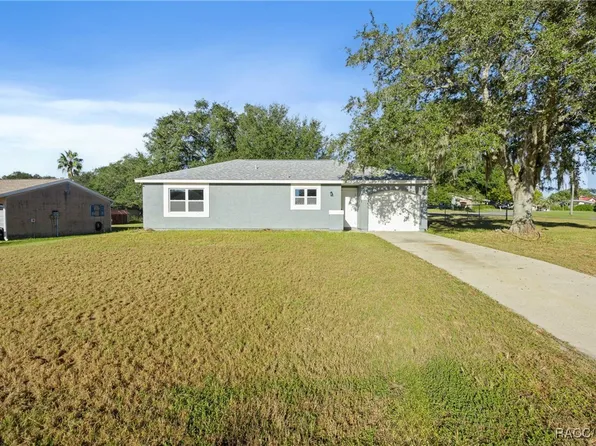 2 Oak Court Pass, Ocala, FL 34472
