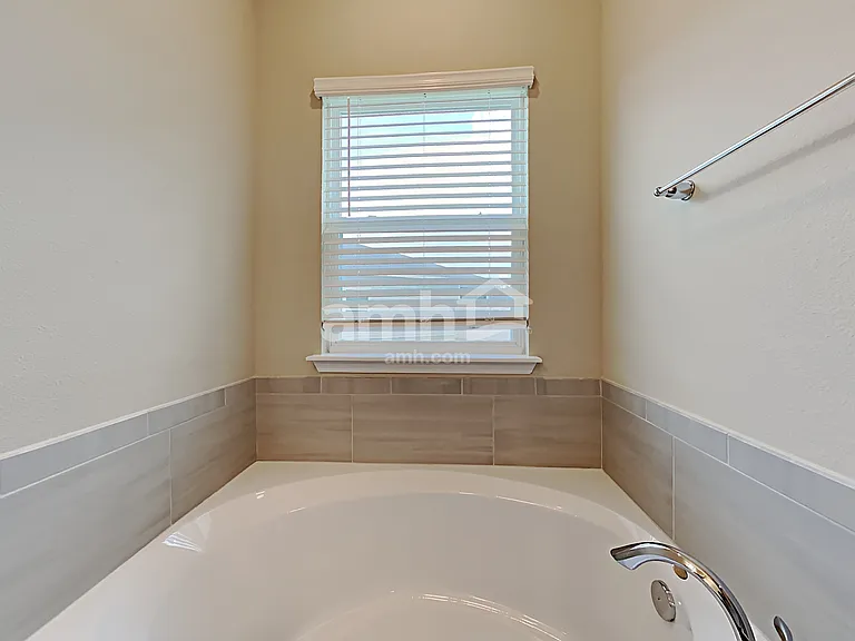 198 Spruce Point — Photo 12