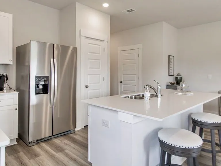 1407 Maritime Dr — Photo 6