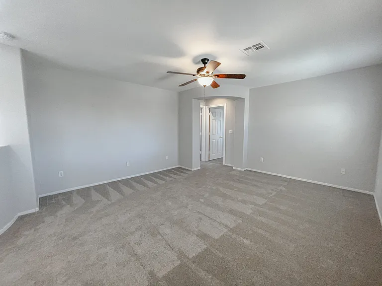 5646 Saint Elias St — Photo 65