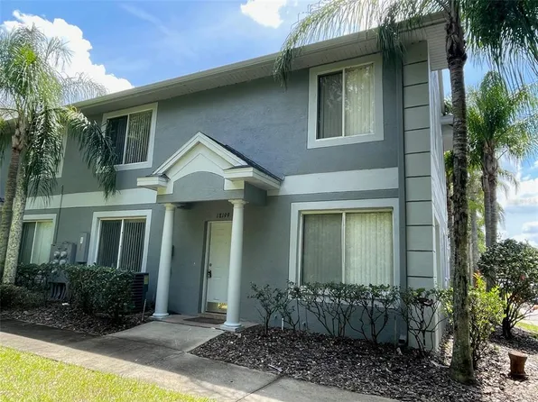 18199 Paradise Point Dr, Tampa, FL 33647