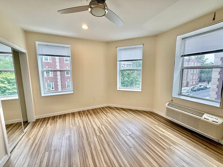241-55 S 49th St #323 — Photo 5