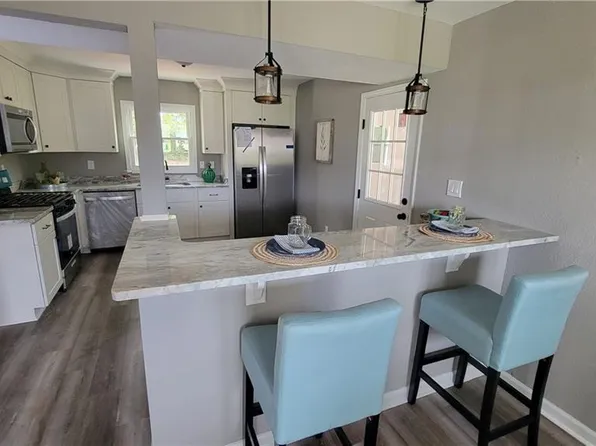136 Pamela Dr, Hampton, VA 23666