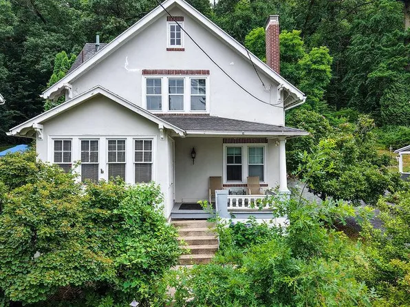 2446 Grandview Ave, Reading, PA 19606