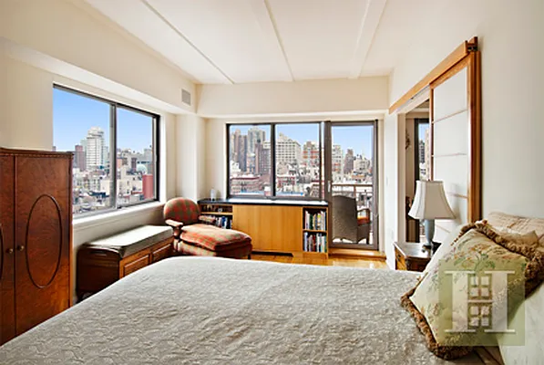 Sold by Halstead Real Estate | media 29