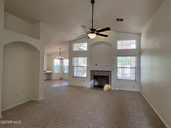 3rd image of 905 La Gotera Pl