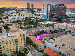 560 S Sapodilla Ave APT 302, West Palm Beach, FL 33401