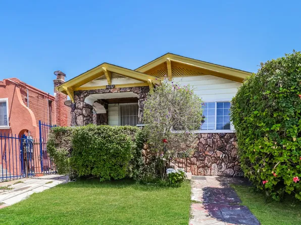 4692 Congress Ave, Oakland, CA 94601