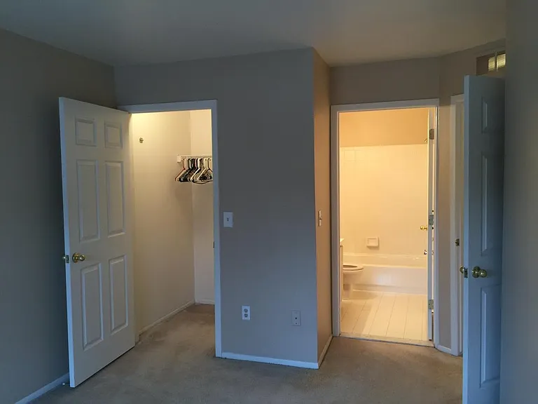 22204 Cape Cod Way — Photo 16