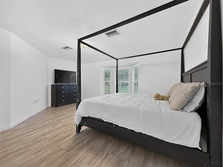 13405 SW 86th Ave — Photo 20