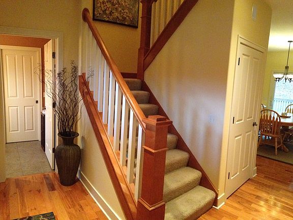 5th image of 4719 Sundial Dr NE