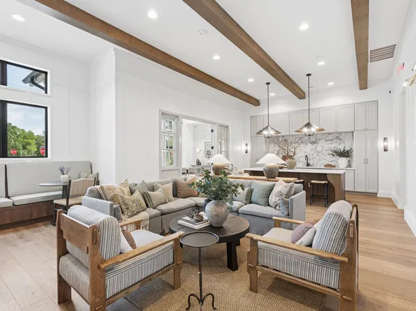 Lenox Parkside