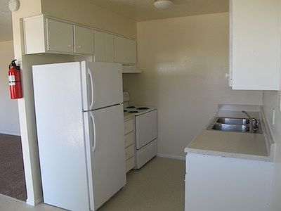 4th image of 3304 Wellesley Ct NE APT 2