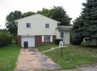 981 Reeb Ave, Columbus, OH 43207