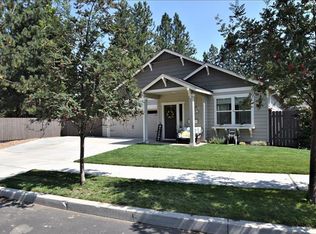 61000 SE Sweet Pea Dr, Bend, OR 97702