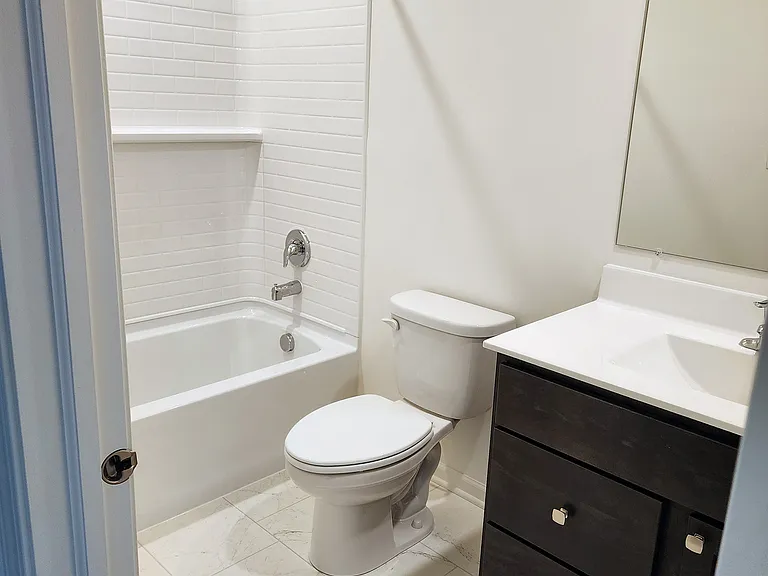 1537 Yosemite Way — Photo 14