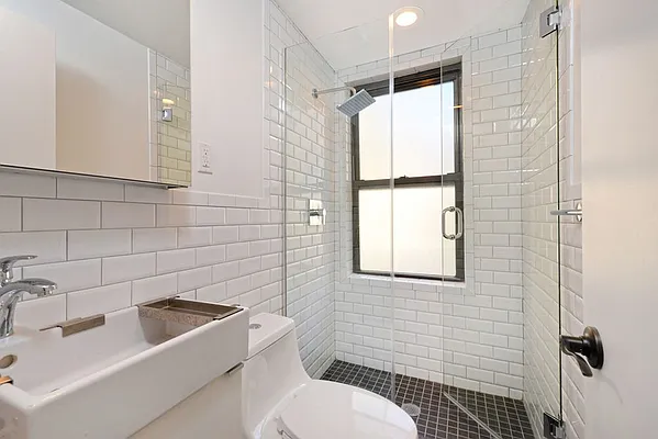 Rented by Bold New York | media 16