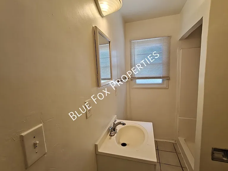 3241 E Bermuda St #2 — Photo 23