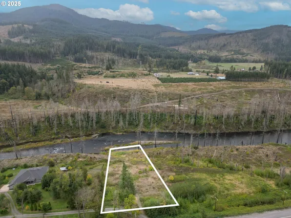 35220 N Santiam Hwy SE, Gates, OR 97346