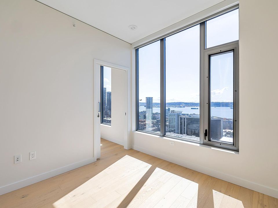 1st image of 2510 6th Ave #2406
