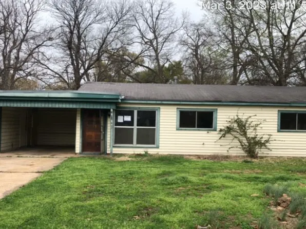 1044 Meadowview Dr, Bossier City, LA 71111