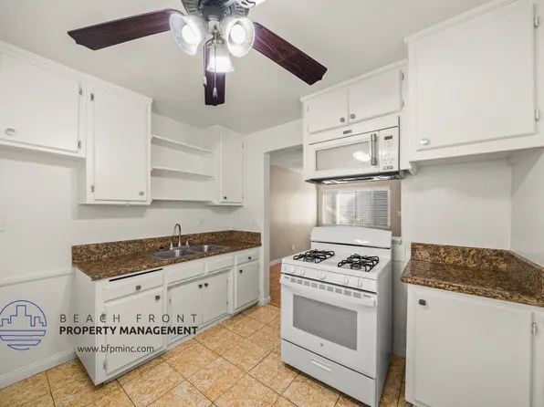 9320-9330 Elm Vista Dr.