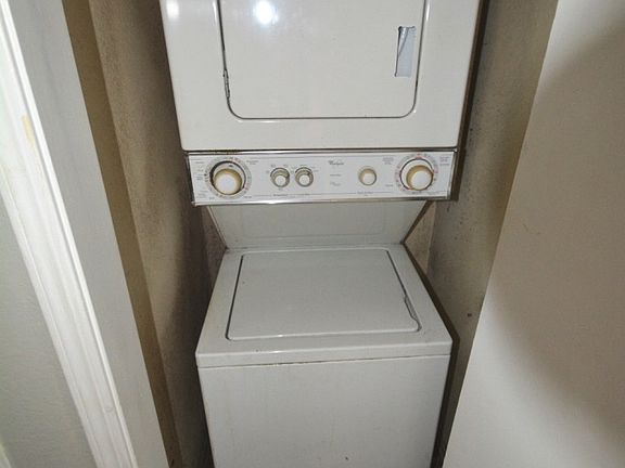 Washers/Dryers Included