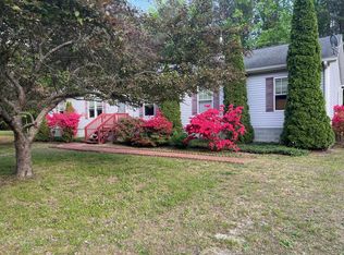 147 N Glebe Rd, Montross, VA 22520