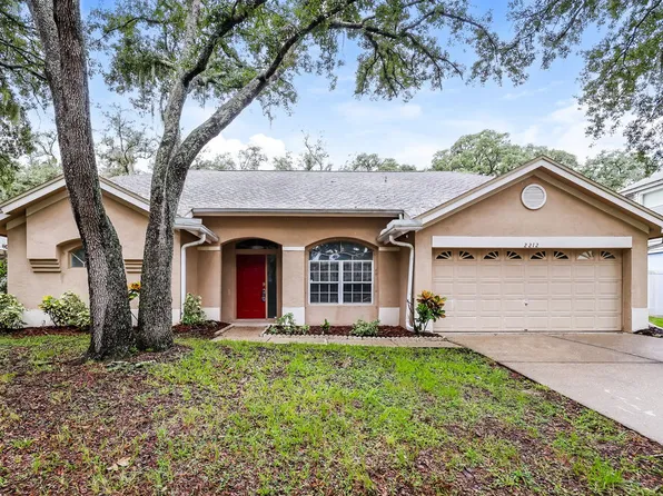 2212 Kenwick Dr, Valrico, FL 33596