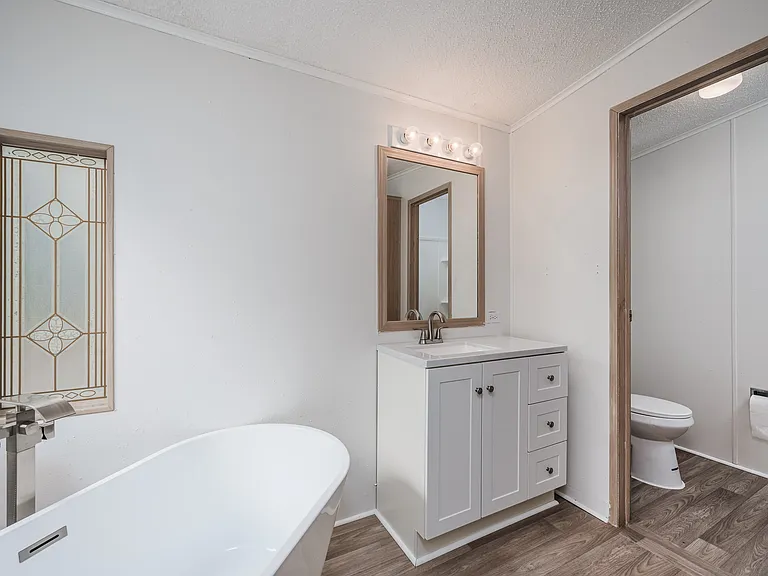 6226 Florence St — Photo 23