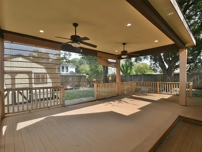 510 Chambly Dr — Photo 44