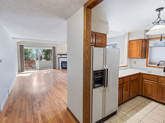 4th image of 1424 Front 9 Dr APT E