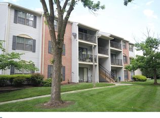 17 Rickard Ct, Lawrence Township, NJ 08648