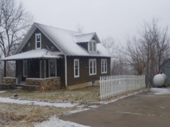 2nd image of 108 High St