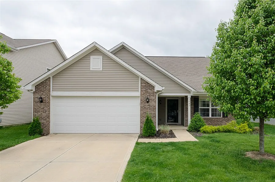 1043 Hendon Ct photo 1