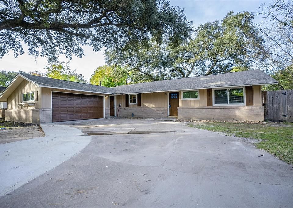 1st image of 5610 Arboles Dr