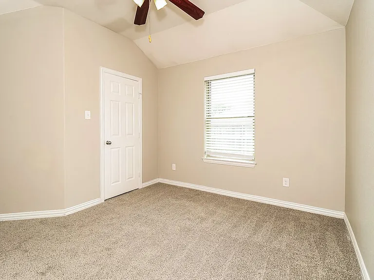 7617 Hollow Forest Dr — Photo 13