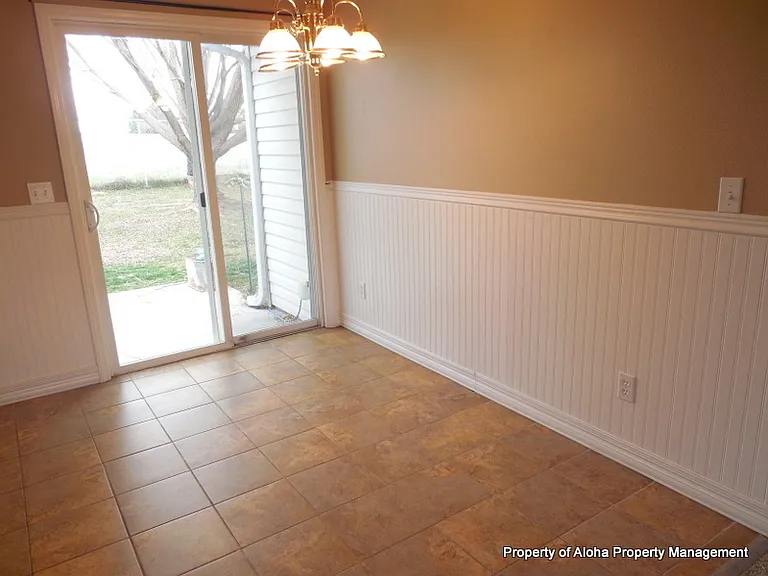 5514 Buckboard Ave — Photo 10