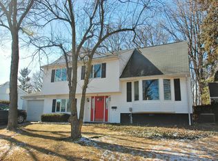 4 Hazel Pl, Hazlet, NJ 07730