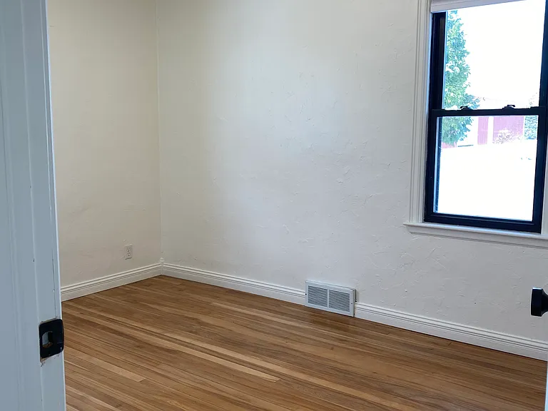 W7249 Firelane — Photo 10