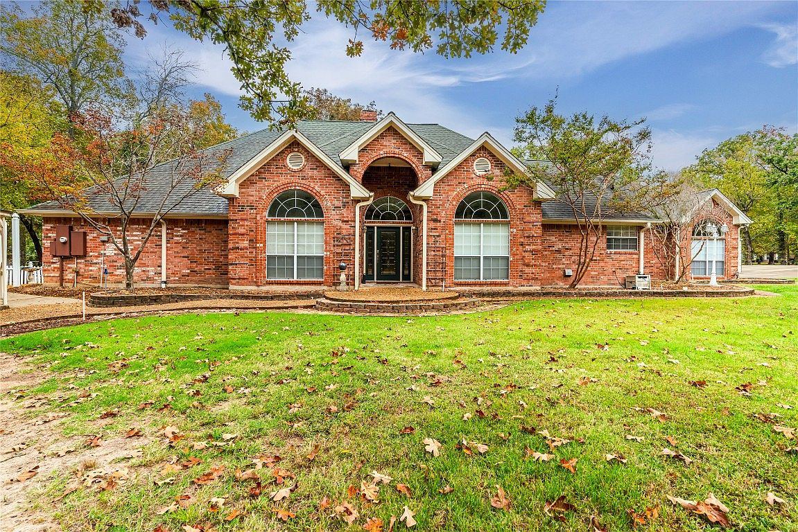 305 Red Oak Ln, Powderly, TX 75473 Zillow