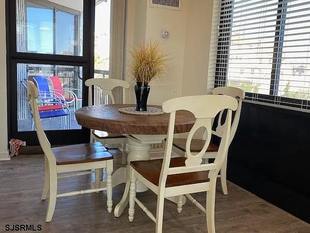 935 Ocean Ave #207 — Photo 14