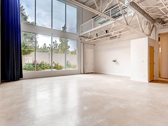 3rd image of 5097 Thunder River Cir