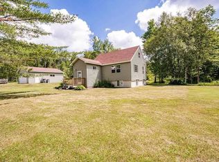 5242 Rice Lake Rd, Duluth, MN 55803