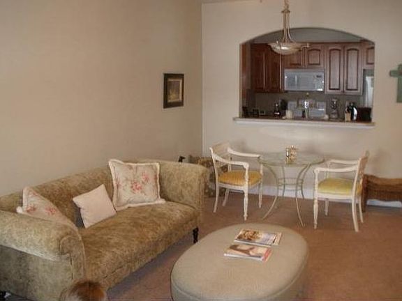 4th image of 5775 29th St Unit 703