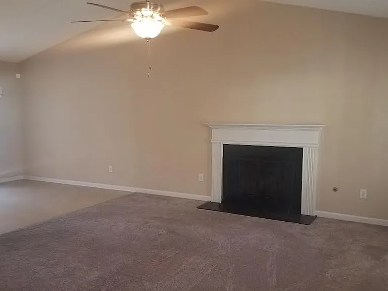2804 Candler Run SW — Photo 2