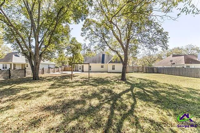 127 Grove Ln — Photo 52