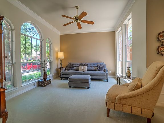 2nd image of 5336 Gatesworth Ln
